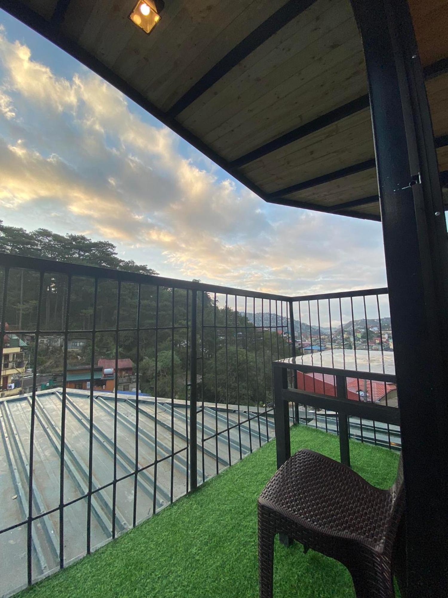 Holyghost Veranda Baguio Transient Guest House 42 Step Rooftop Baguio City Eksteriør billede